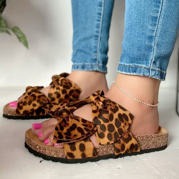 Leopard Double Bow Slides Sandals - Picture 2 of 2